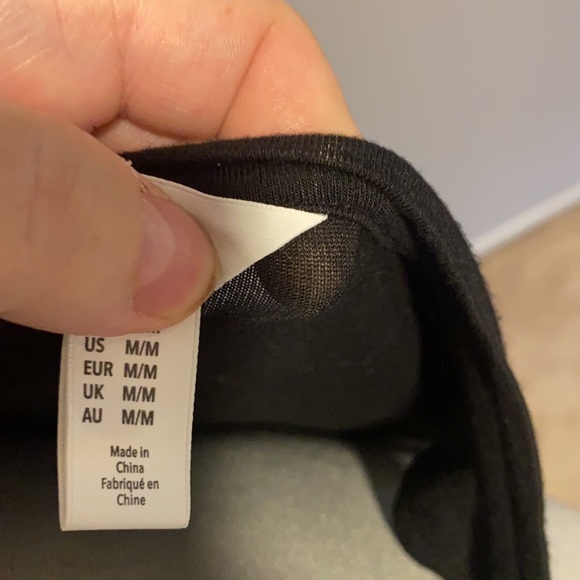 A Thyme Maternity black tank top in medium - Picture 3 of 4